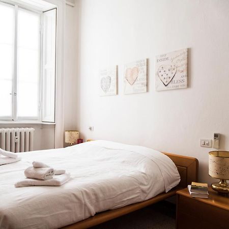 Peaceful Court Apartment In Shopping District Milan Luaran gambar