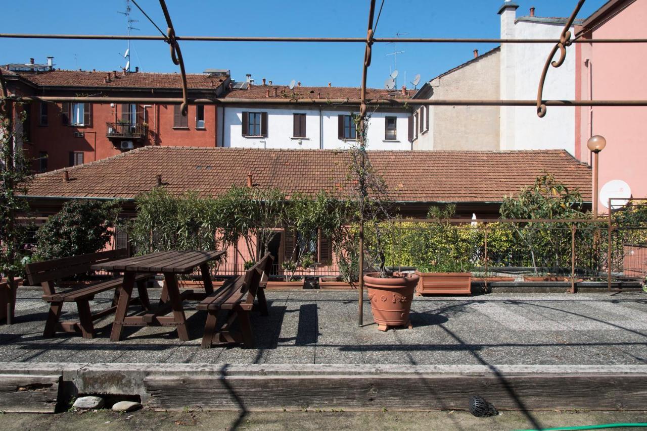Peaceful Court Apartment In Shopping District Milan Luaran gambar