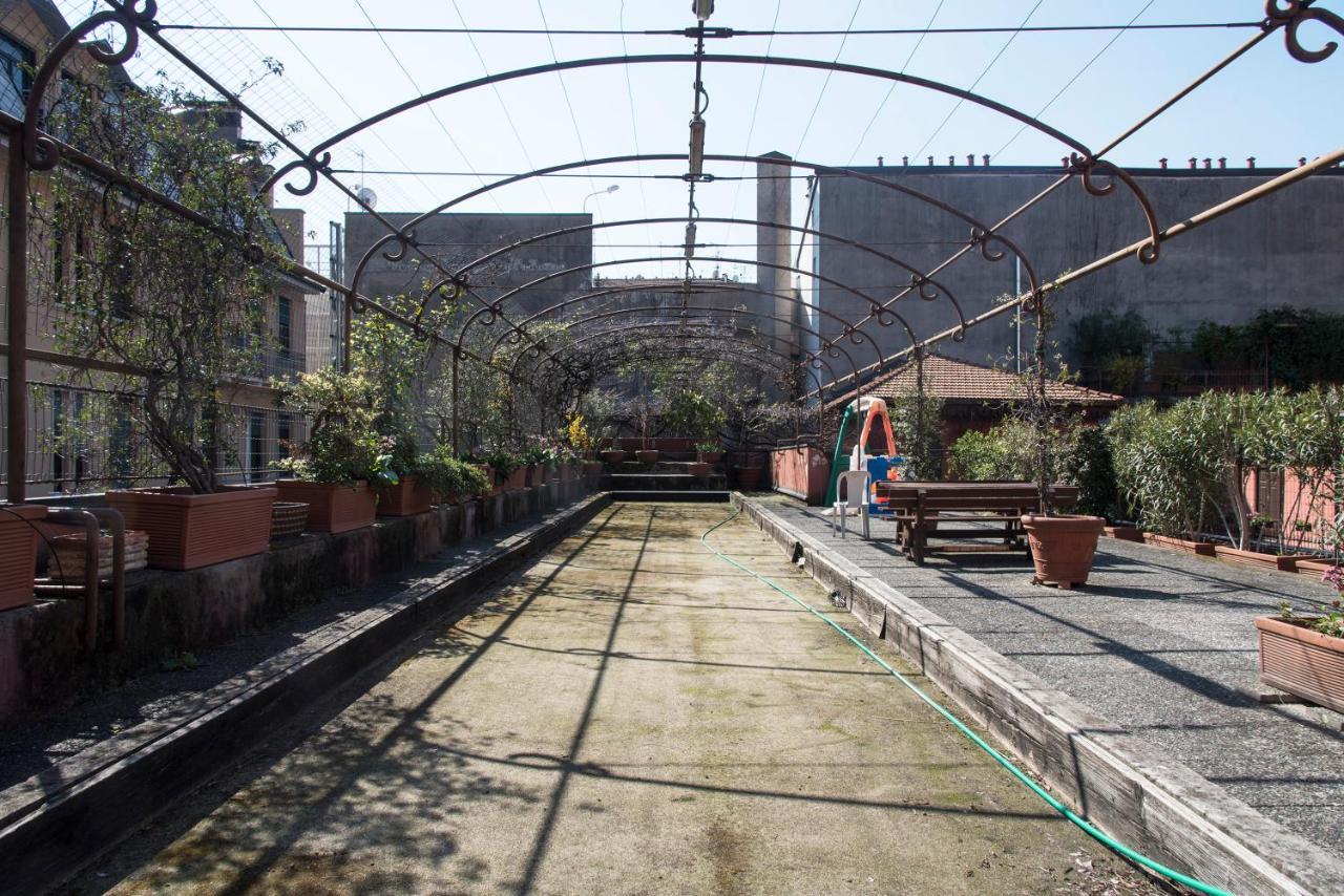 Peaceful Court Apartment In Shopping District Milan Luaran gambar