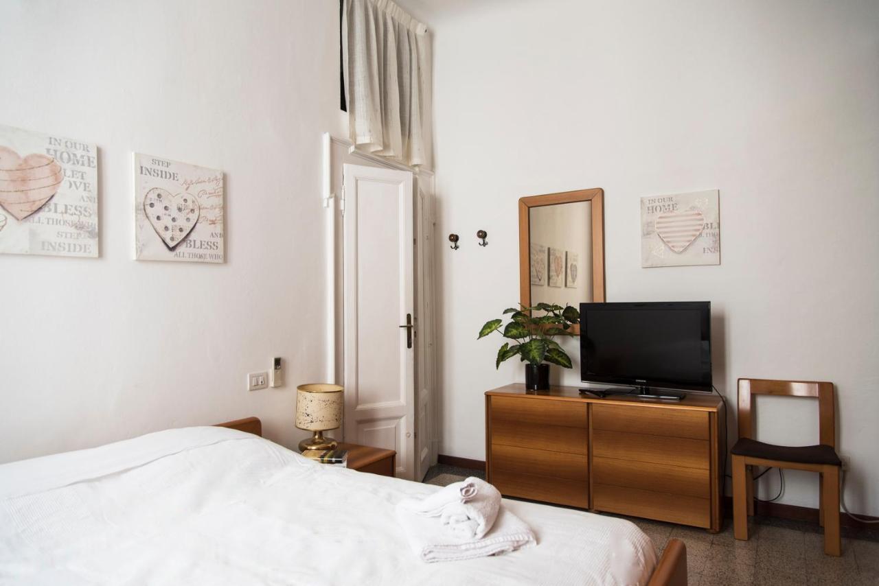 Peaceful Court Apartment In Shopping District Milan Luaran gambar